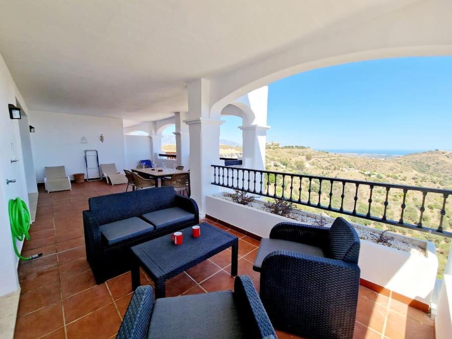 Las Palmeras Seaviews Mijas Luaran gambar