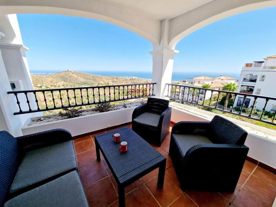 Las Palmeras Seaviews Mijas Luaran gambar