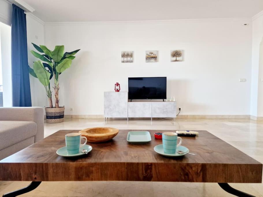 Las Palmeras Seaviews Mijas Luaran gambar