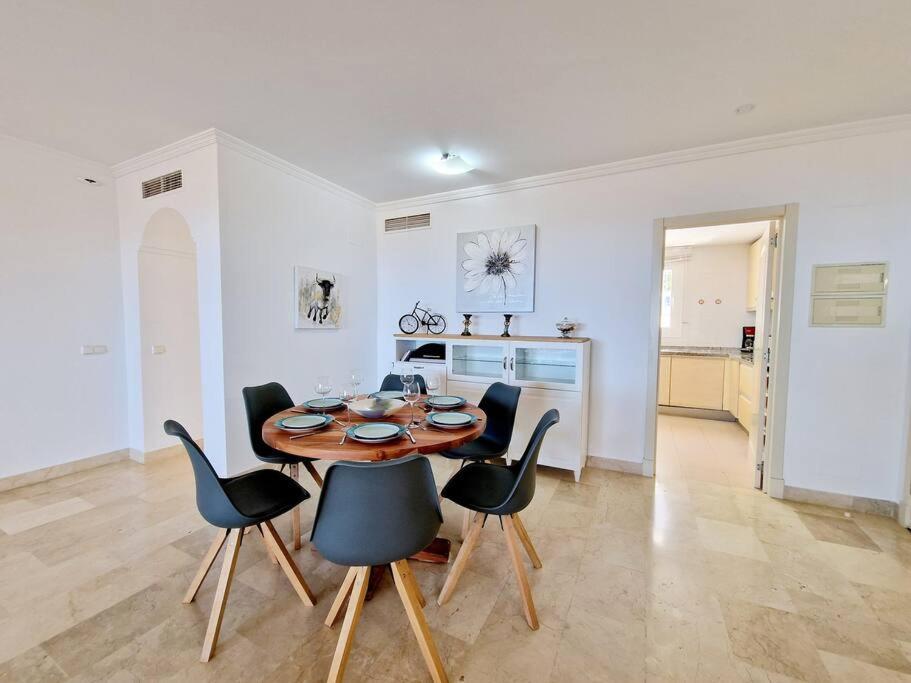 Las Palmeras Seaviews Mijas Luaran gambar