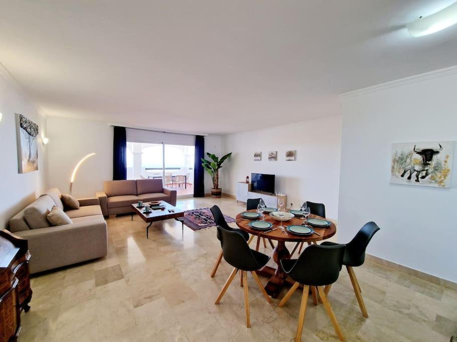 Las Palmeras Seaviews Mijas Luaran gambar